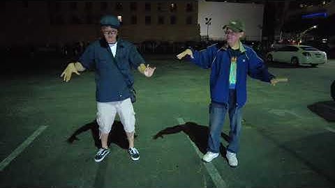 If you make a strong hit, it will be  early. How to fix animation dance robot  dance popping bopping