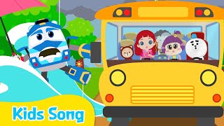 The Wheels On The Bus Kids Songs Littletooni Songs With Robot Trains English Kids Song
