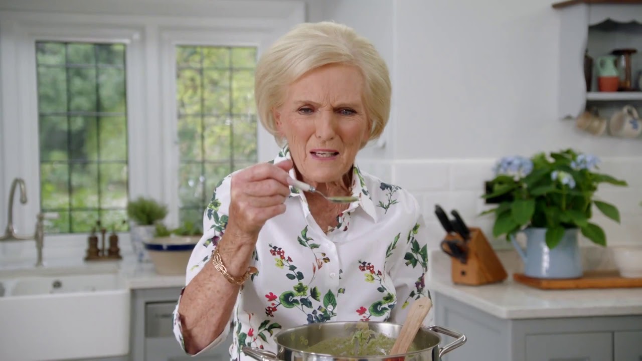 Download Classic Mary Berry: How To Make Pasta (Episode 3) | Cooking Show