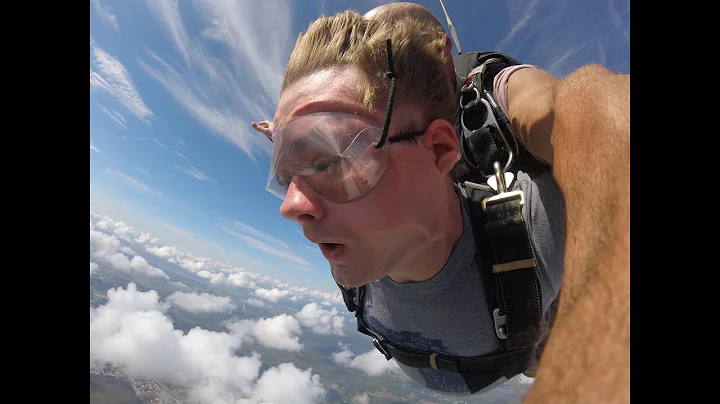 I JUMPED OUT OF AN AIRPLANE! (My Skydiving Story!)