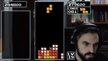 NES Tetris - 454340 level 19 start