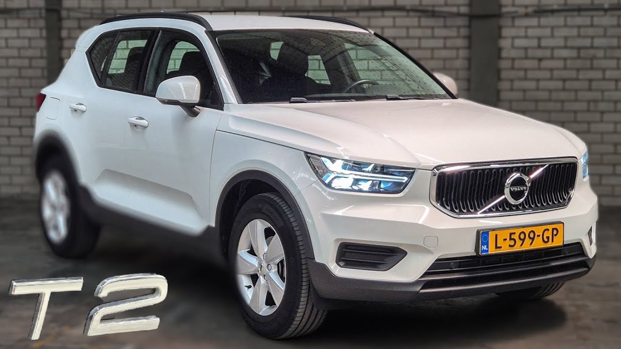 Volvo XC40 T2 129Pk Aut. Momentum Core | Ice White - YouTube