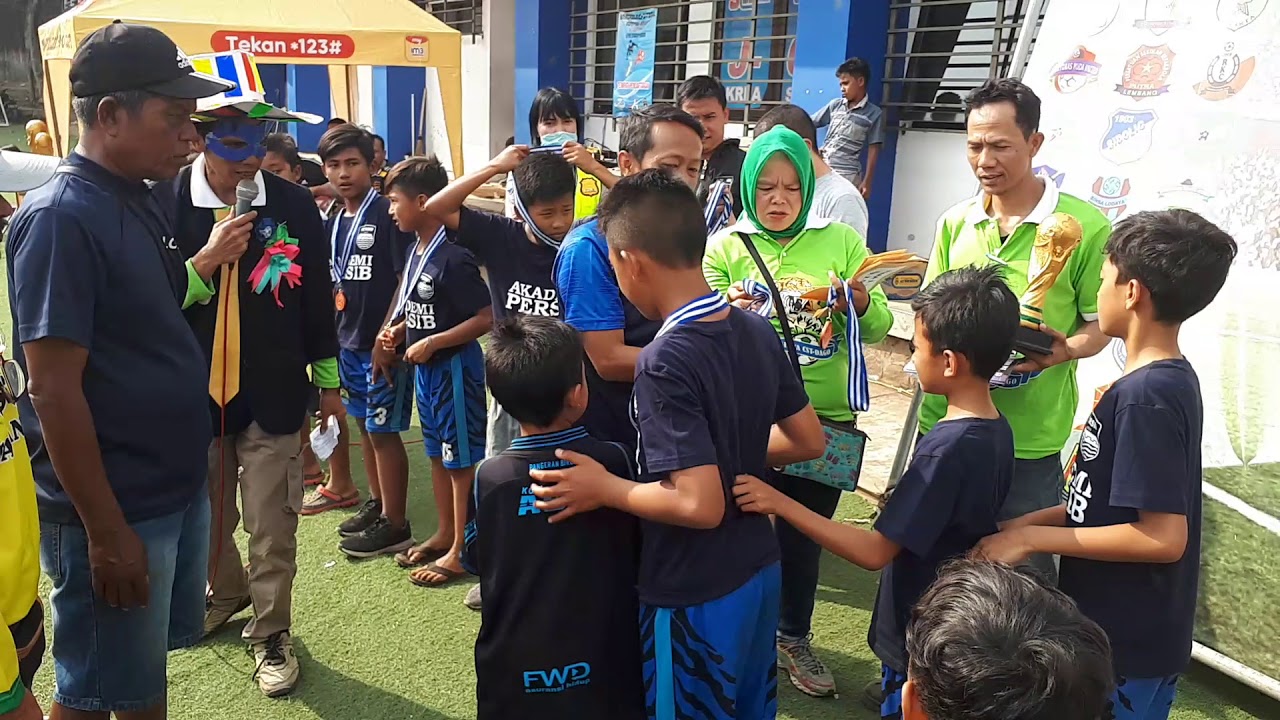 Akademi Persib Bandung - YouTube