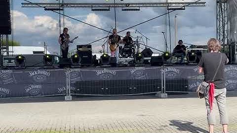 X Rock, Kemper JVM 410H and Real amp JVM 410H