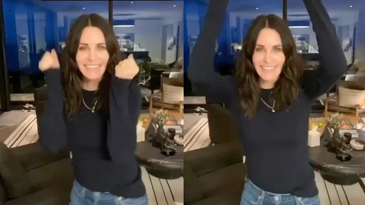 Courteney Cox DANCES on TikTok and Matthew Perry I...