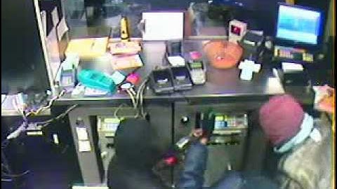 Breaking Into TWO Safes In A Matter Of Minutes