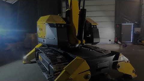 Meet the new Brokk 900 - the worlds biggest demolition robot