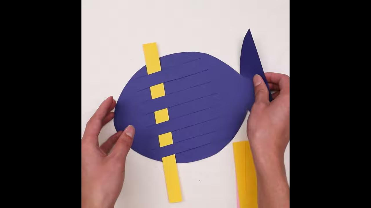 画用紙を使ってきれいな模様のお魚さんを作ってみよう Youtube 画用紙を使ってきれいな模様のお魚さんを作ってみよう Youtube