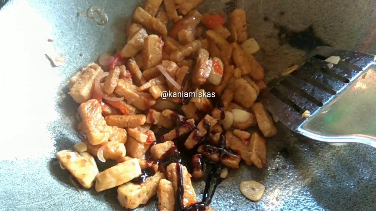 orek tempe basah bumbu kecap - YouTube