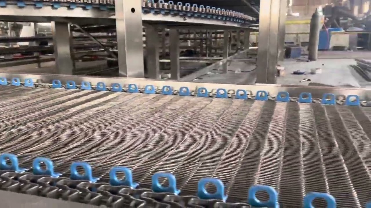 Spiral cooling tower