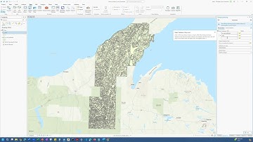 How does Intersect tool works  - ArcGIS Pro - Intersect - ESRI - Example