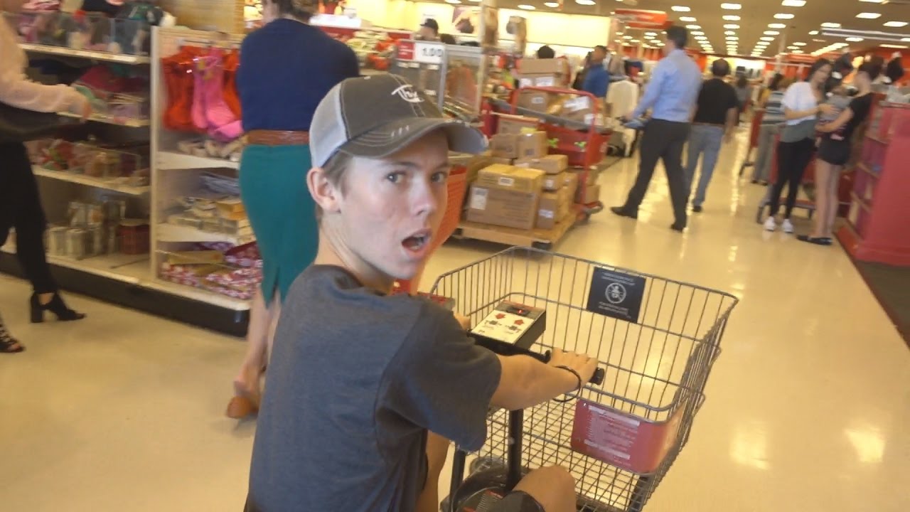 ALMOST GOT ARRESTED AT THE STORE!! | FaZe Rug - YouTube