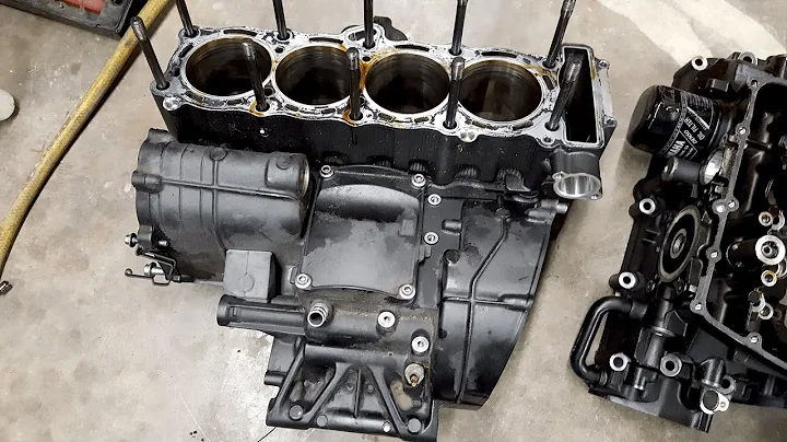 Engine Rebuild | Yamaha YZF-R1 Engine Assembly Process.