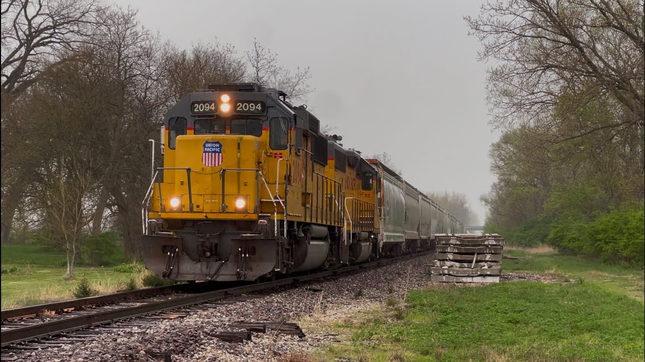 Pacing and Chasing UP train LSF54 - Gardner, Braceville, Coal City, IL (4/25/25)
