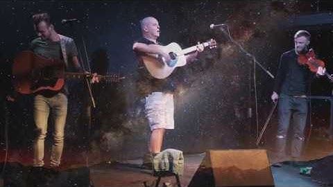 John Wroath - Looking at the Stars (Live at Strings Bar & Venue)