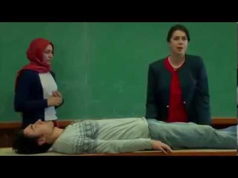 Bir 28 Şubat Dizisi ;Türbanlı Doktor Adayının Hocasıyla İmtihanı