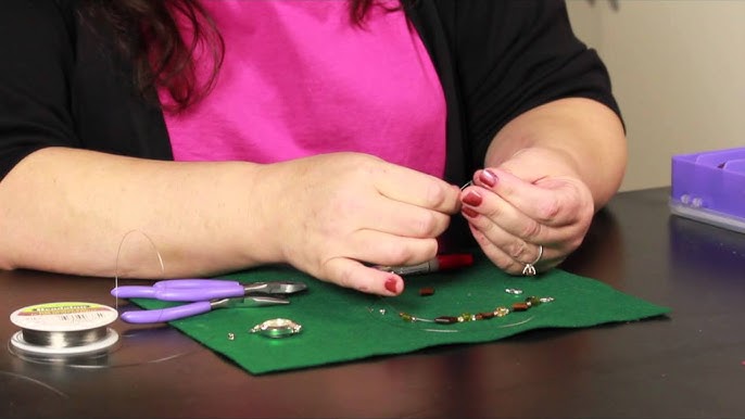 How to Repair a Stretch Bead Bracelet 