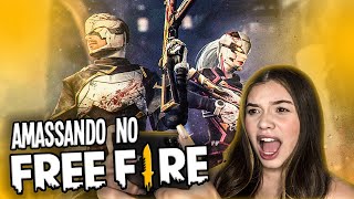 JOGANDO FREE FIRE PELA 1ª VEZ