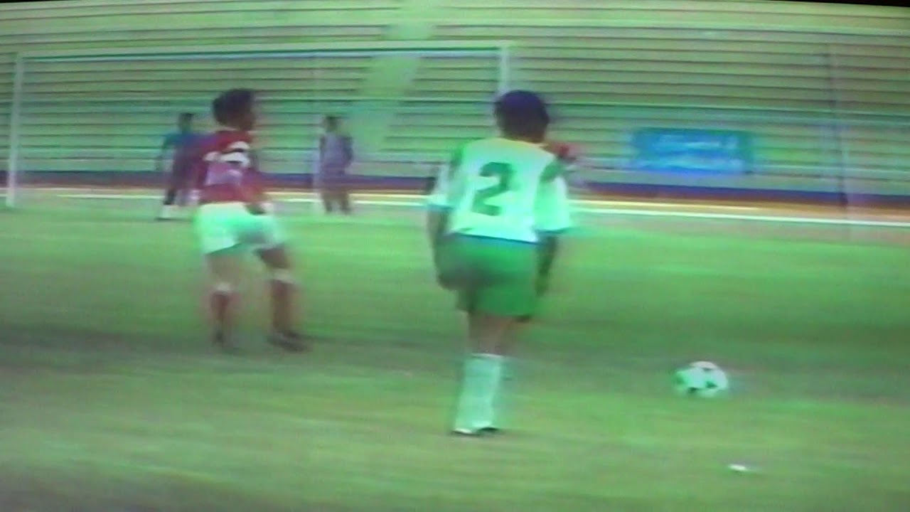 اهلي صنعاء يفوز على اليرموك 2-4 هدفين لكلا من العملاقين عبدالله الصنعاني وعصام دريبان موسم 92-91