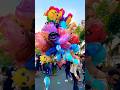 Balon bunga matahari bebek angsa pinggir jalan