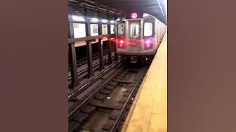 Flatbush Avenue Manhattan Bound R142 2 5 trains at Beverley Road Flatbush Avenue Manhattan Bound R142 2 5 trains at Beverley Road