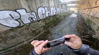 Graffiti by Plum // How to Do a Graffiti Throw-Up.