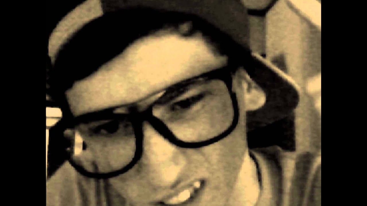 Watch The Old Her J-Gaze ft. B.Kopkie, Townz on YouTube Watch The Old Her J-Gaze ft. B.Kopkie, Townz on YouTube