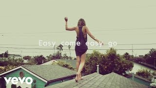 Miniatura de vídeo de "Alice on the roof - Easy Come Easy Go (Lyrics Video)"