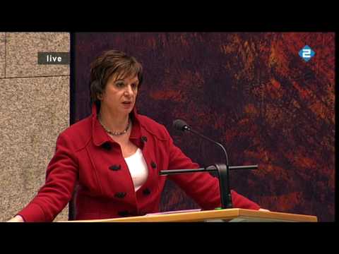 Mariette Hamer (PVDA) vs Mark Rutte (VVD) 12-01-2010