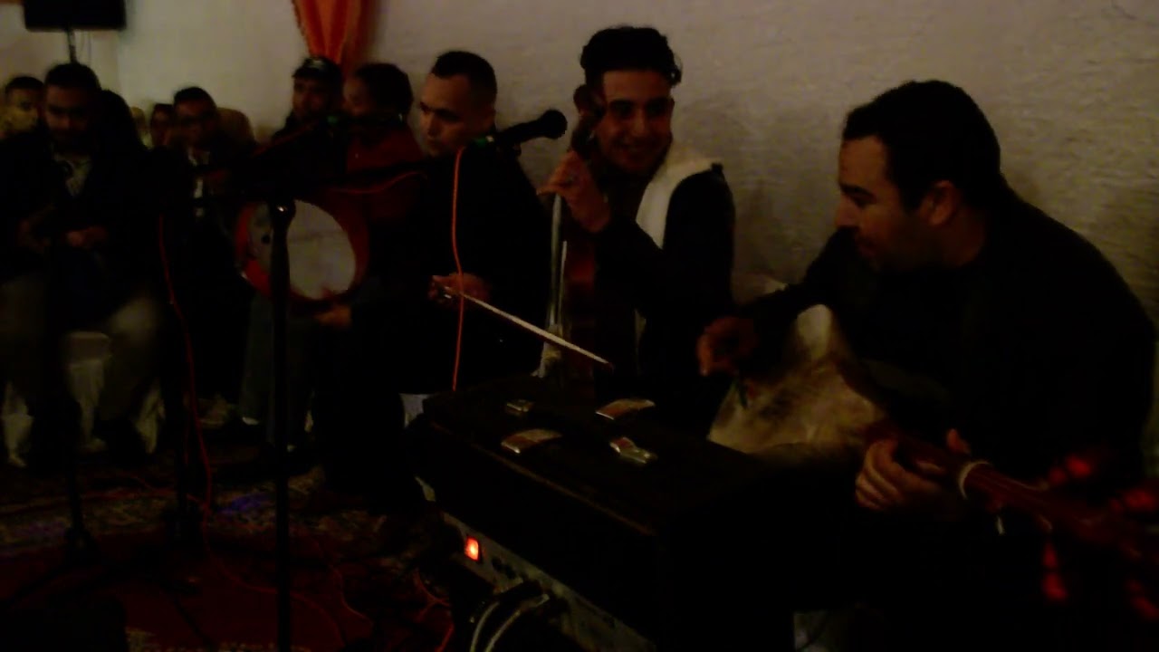 نايضة : مجموعة الفنان الكبير العويني دريس  رفقة الفنان الصاعد خالد بولمان واويزغت إقليم ازيلال