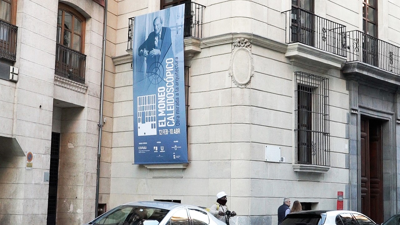 Caleidoscópico Moneo Colegio Arquitectos