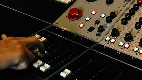 Inside the Wunderbar - Summing Bus