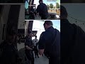 Agentes rescatan a pequeño animal exótico sofocado por el calor en Texas