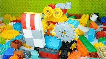 Satisfying Building Blocks Science ASMR Making a Robot