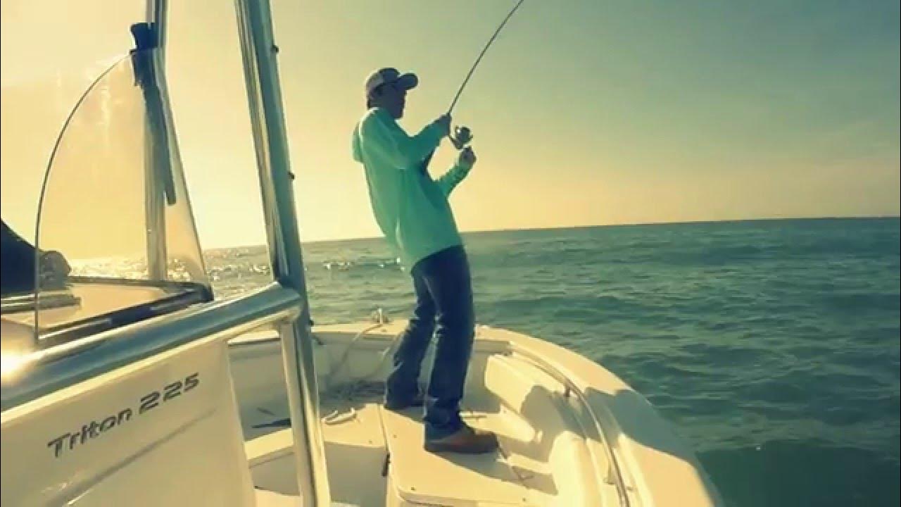 Inshore Fishing for Speckled Trout and Snagging Mullet 2015 YouTube