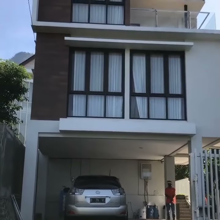 CLARA GOPA LIBURAN DI VILLA BATU MALANG