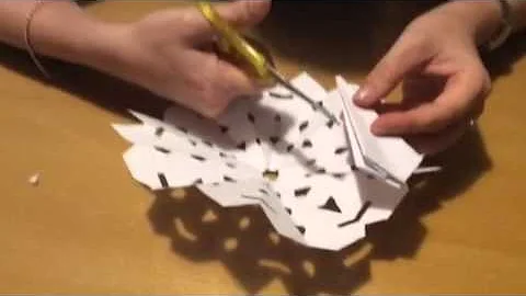 Come si fanno i centrini di carta?