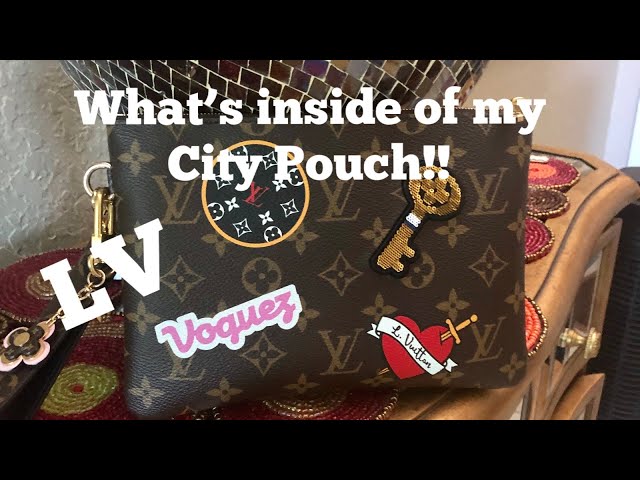 What's Inside My Louis Vuitton City Pouch!! 