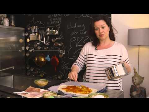 Video: Stromboli Koken Met Worst, Kaas En Tomaten