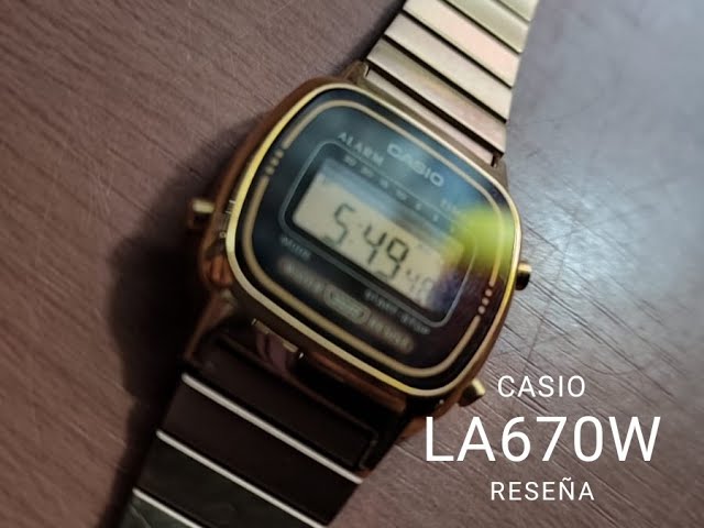 Reloj Casio LA670WA-7D Plateado Vintage para Dama