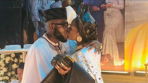 DEEP KISS MOMENTS BETWEEN ACTRESS OLAYINKA SOLOMON OGO MUSHIN & HUBBY AT THEIR 3IN1 EVENY