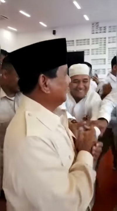 PRABOWO JIJIK SALAMI MASSA DI GBK