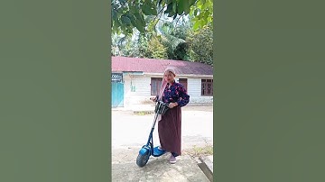 Thumbnail of jangan dibawa serius ya🤣, ini cuma parodinya trend Cinderella#shorthiburan #comedy #lucungakak