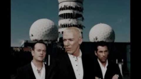 Scooter *Under the radar over the top*