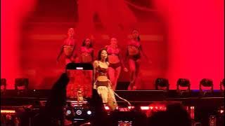 [4K] Jennie at Coachella 2025 - Damn Right (with Kali Uchis)