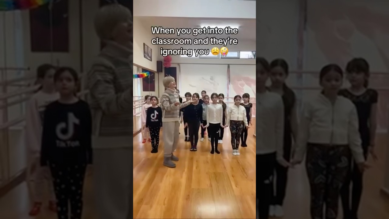 Когда ты приходишь в класс, а тебя игнорируют 