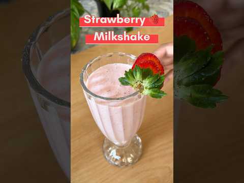 Strawberry 🍓milkshake 