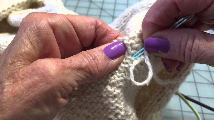 Susan Bates Finishing Needle – Yarn Over