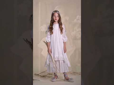 Красивые и нарядные платья для девочек 2022 2023