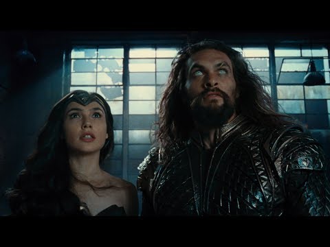 Video JUSTICE LEAGUE - Official Heroes Trailer